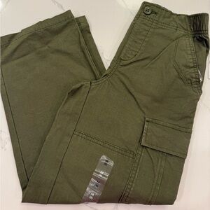 NWT Green Cargo Pants, Gap Kids!